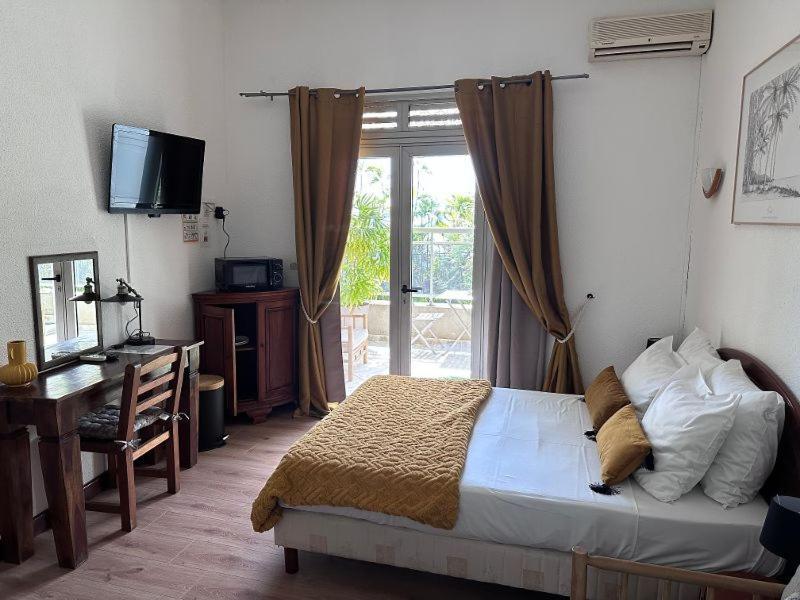 Hotel Residence Le Phoenix Saint Pierre Εξωτερικό φωτογραφία