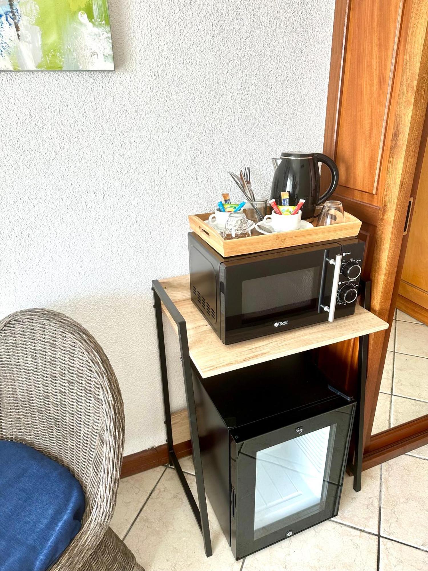 Hotel Residence Le Phoenix Saint Pierre Εξωτερικό φωτογραφία